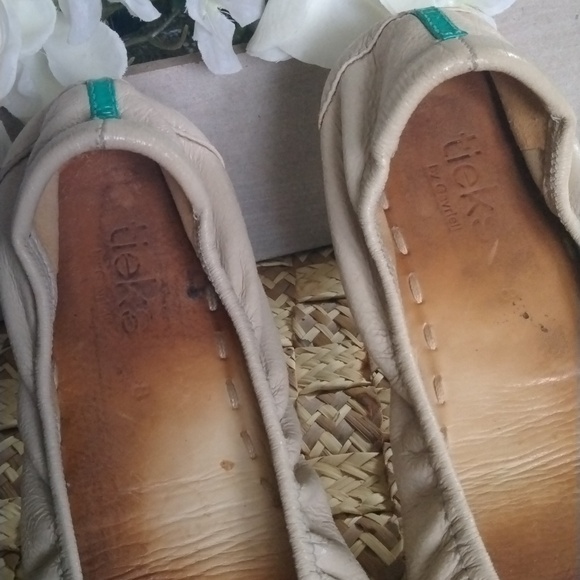 TIEKS FLATS - Picture 3 of 9